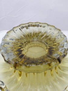 Kaj Franck, Franckin,Designaitta, Pilari, Lansetti, Prisma, Art Glass, Vaasi,Pullo, Bottle Taidelasi, Designlasi, Designaitta, finnish art Glass, Kf, Nuutajärvi, Nuutajärven, Notsjö, notsjo, Nuutajarvi, 藝術玻璃, 艺术玻璃,アートグラス,.陶器,,  陶器  芬兰,  设计,,  デザイン, デザイン倉
