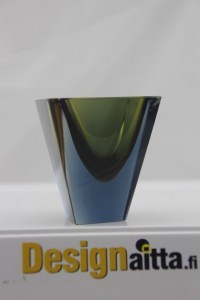 Nuutajärvi, Nuutajärven, Kaj Franck, Franck, Artglass, Skandinaviadesign, Designaitta,Lansetti, Franckin, Designaitta, Taidelasi, Skandinaviadesign, Taidelasi, Designlasi, Notsjö, Artglass, Finnish, Obeliksi,