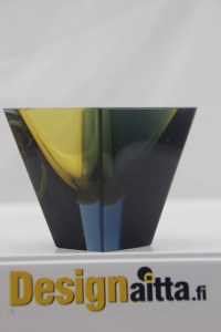Nuutajärvi, Nuutajärven, Kaj Franck, Franck, Artglass, Skandinaviadesign, Designaitta,Lansetti, Franckin, Designaitta, Taidelasi, Skandinaviadesign, Taidelasi, Designlasi, Notsjö, Artglass, Finnish, Obeliksi,