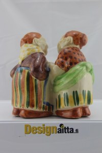 aarikka, Kupittaan savi, puunukke, Designaittaaarikan, varis, varikset,Punatulkku, Lintu,Birds, Toikka,Designaitta