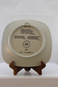 Arabia, Arabian,Kalevala, Kalevalan, Vuosilautanen, Vuosilautaset, Seinälautanen, Uosikkinen, Uosikkisen,Skandinaviadesign, Designaitta, Seinataulu, Lampetti, Muumimuki, Muumikello Keramiikka, Kaipiainen, Kaipiaisen, Muumi,  鸟,  玻璃鸟, ガラスの鳥,  玻璃鸟,  托伊卡, ト