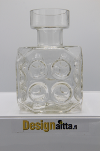 Erkki-Tapio Siiroinen, Siiroisen, Noppapullo, Designaitta, Arpa on heitetty, junapullo, Veturipullo, Pullo, Taidelasi, Finish art glass, Designlasi, riihimäen, Riihimäki