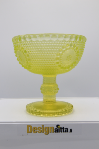 Designaitta, Skandinaviadesign, Taidelasi, Artglass,Nanny Still, Stillin, Riihimäen lasi, Riihimäki, Designaitta, Riihimaen, Riihimaki, Grapponia, pullo, botell, Taidelasi, Designlasi, Finnish art glass