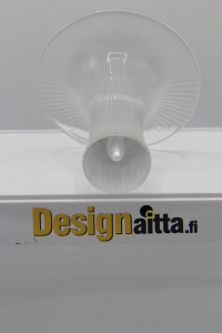 Tapio Wirkkala, Wirkkalan, Jäänsärö, Viivahiottu, Kanttarelli, Tokio, Jäävuori, Kristalli,, Designaitta, Skandinaviadesign,Iittala, Iittlan, Ovalis, Taidelasi, Designlasi, Designaitta,  Finnish art glass, Jäävuori, Kristalli, viivahiottu