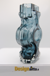 Tynell, Tynelin, aurinkopullo, emma, ahkeraliisa, Designaitta, Skandinaviadesign, Artglass, Maljakko, aitanlukko, kaappikello, piironki, maljakko, Riihimäen lasi, Riihimäki, Riihimaen, Riihimaen, Finnishs art glass, Taidelasi, Designlasi, Maljakko