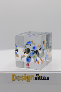 Nuutajärvi, Kuutio,Vuosikuutio,Nuutajärven, Toikka, Toikan, Laydy Birds, Sieppo, Flycatcher, Birds, Lintu, Designaitta, Hovimestari, Butler, Iittala, Iittalan, Art Glass, Taidelasi, Designlasi
